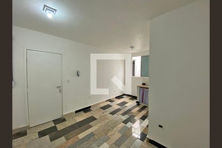 Casa à venda com 500m², 8 quartos e sem vaga Casa à venda com 500m², 8 quartos e sem vagaKitnet 6