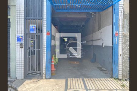 Casa à venda com 500m², 8 quartos e sem vaga Casa à venda com 500m², 8 quartos e sem vagaFachada