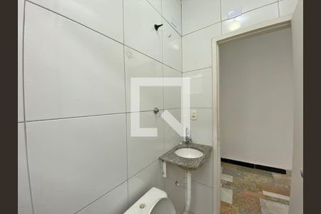 Casa à venda com 500m², 8 quartos e sem vaga Casa à venda com 500m², 8 quartos e sem vagaBanheiro da Kitnet 4