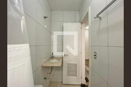 Casa à venda com 500m², 8 quartos e sem vaga Casa à venda com 500m², 8 quartos e sem vagaBanheiro da Kitnet 6