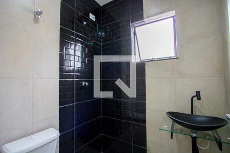 Banheiro de apartamento para alugar com 1 quarto, 40m² em Vila Linda, Santo André