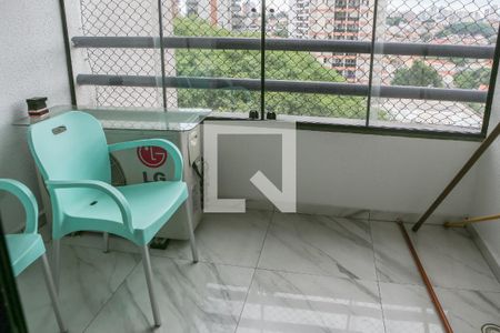 Sacada de apartamento à venda com 3 quartos, 72m² em Vila Ipojuca, São Paulo