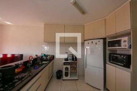 Sala/Cozinha de casa à venda com 7 quartos, 180m² em Jardim Sapopemba, São Paulo
