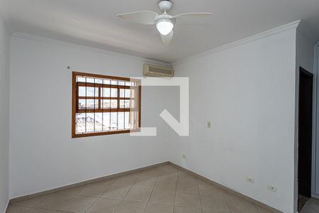 Suite 1 de casa à venda com 4 quartos, 225m² em Vila Comercial, São Paulo