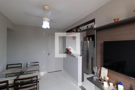 Salas de apartamento à venda com 2 quartos, 45m² em Loteamento Parque São Martinho, Campinas