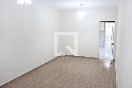 Sala de casa para alugar com 3 quartos, 125m² em Vila Cascatinha, São Vicente