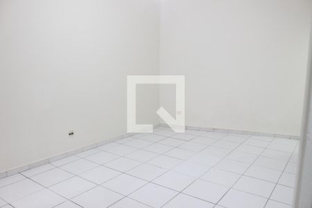 Quarto 2 de casa para alugar com 3 quartos, 125m² em Vila Cascatinha, São Vicente