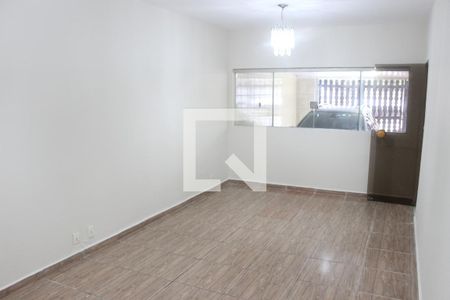 Sala de casa para alugar com 3 quartos, 125m² em Vila Cascatinha, São Vicente