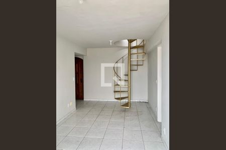 Apartamento à venda com 100m², 1 quarto e 1 vagaSala