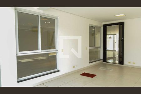 Casa de condomínio à venda com 406m², 5 quartos e 6 vagasSala