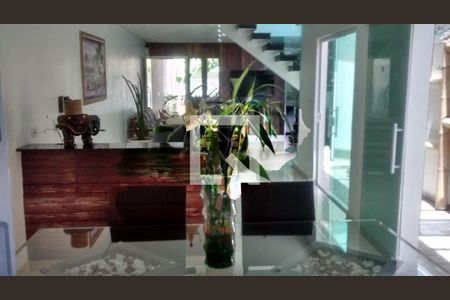 Casa à venda com 3 quartos, 155m² em Vila Diva, São Paulo