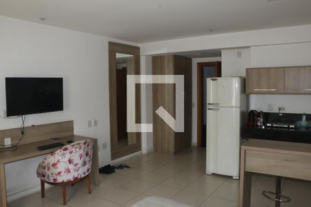 Sala/Quarto de apartamento para alugar com 1 quarto, 35m² em Centro, Nova Iguaçu