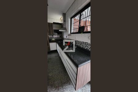 Casa para alugar com 280m², 4 quartos e 3 vagas Casa para alugar com 280m², 4 quartos e 3 vagasCozinha