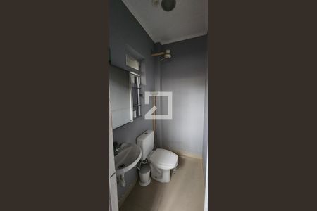 Casa para alugar com 280m², 4 quartos e 3 vagas Casa para alugar com 280m², 4 quartos e 3 vagasBanheiro de serviço