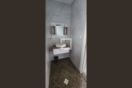 Casa para alugar com 280m², 4 quartos e 3 vagas Casa para alugar com 280m², 4 quartos e 3 vagasBanheiro da Suíte 2