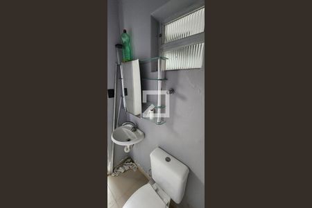 Casa para alugar com 280m², 4 quartos e 3 vagas Casa para alugar com 280m², 4 quartos e 3 vagasBanheiro de serviço