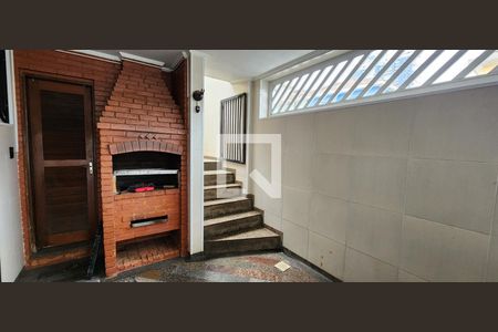 Casa para alugar com 280m², 4 quartos e 3 vagas