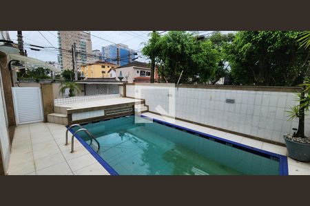 Casa para alugar com 280m², 4 quartos e 3 vagas Casa para alugar com 280m², 4 quartos e 3 vagasPiscina