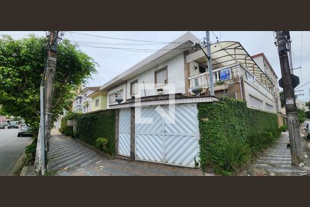 Casa para alugar com 280m², 4 quartos e 3 vagas