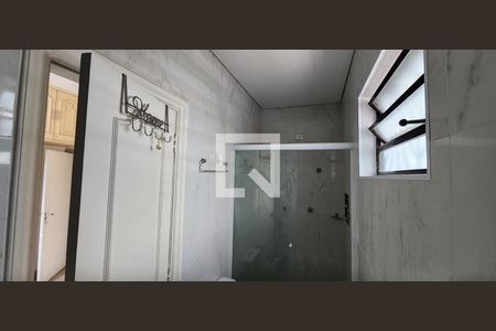 Casa para alugar com 280m², 4 quartos e 3 vagas Casa para alugar com 280m², 4 quartos e 3 vagasBanheiro da Suíte 2