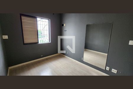 Casa para alugar com 280m², 4 quartos e 3 vagas Casa para alugar com 280m², 4 quartos e 3 vagasQuarto 4