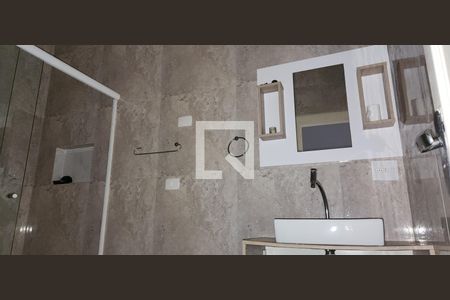 Casa para alugar com 280m², 4 quartos e 3 vagas Casa para alugar com 280m², 4 quartos e 3 vagasBanheiro Social