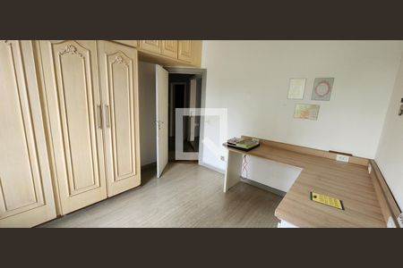 Casa para alugar com 280m², 4 quartos e 3 vagas Casa para alugar com 280m², 4 quartos e 3 vagasQuarto 2