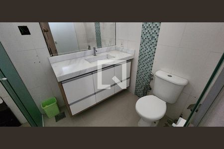 Casa para alugar com 280m², 4 quartos e 3 vagas Casa para alugar com 280m², 4 quartos e 3 vagasBanheiro da Suíte 1