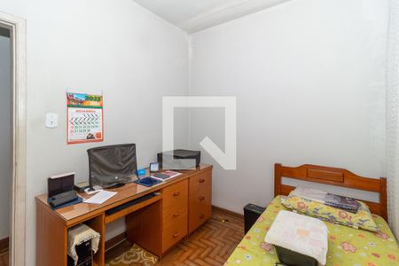 Quarto 2 de casa para alugar com 2 quartos, 120m² em Vila Esperança, São Paulo