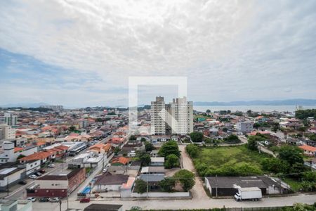Vista de apartamento para alugar com 3 quartos, 80m² em Areias, São José