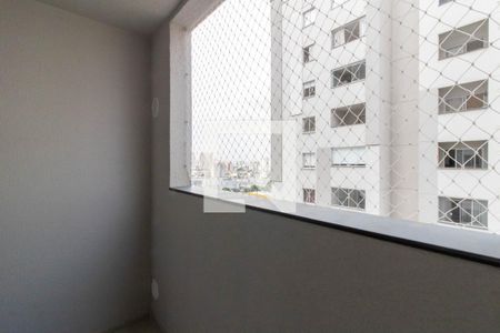 Varanda da Sala/Cozinha de apartamento para alugar com 1 quarto, 27m² em Vila das Bandeiras, Guarulhos