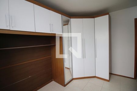 Quarto 1 de apartamento para alugar com 2 quartos, 53m² em Irajá, Rio de Janeiro