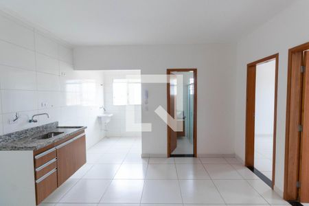Sala/Cozinha de apartamento à venda com 2 quartos, 42m² em Vila Nhocune, São Paulo