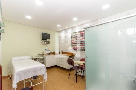 Casa à venda com 120m², 2 quartos e 2 vagas Casa à venda com 120m², 2 quartos e 2 vagasEdícula