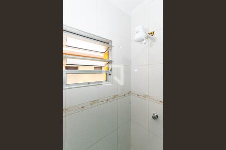 Casa à venda com 120m², 2 quartos e 2 vagas Casa à venda com 120m², 2 quartos e 2 vagasBanheiro