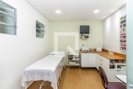 Casa à venda com 120m², 2 quartos e 2 vagas Casa à venda com 120m², 2 quartos e 2 vagasEdícula