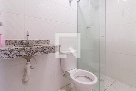 Banheiro de apartamento à venda com 2 quartos, 42m² em Vila Carrão, São Paulo