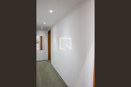 Corredor de apartamento à venda com 3 quartos, 127m² em Água Branca, São Paulo