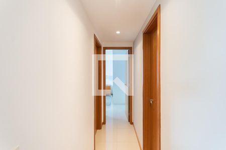 Corredor de apartamento para alugar com 2 quartos, 65m² em Vila Isabel, Rio de Janeiro