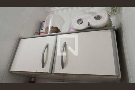 Apartamento à venda com 45m², 2 quartos e 1 vaga Apartamento à venda com 45m², 2 quartos e 1 vagaBanheiro