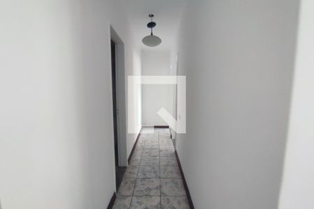 Corredor de apartamento à venda com 3 quartos, 70m² em Tanque, Rio de Janeiro