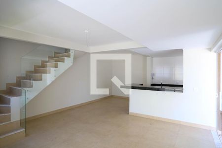 Sala de casa à venda com 3 quartos, 120m² em Esplanada, Belo Horizonte