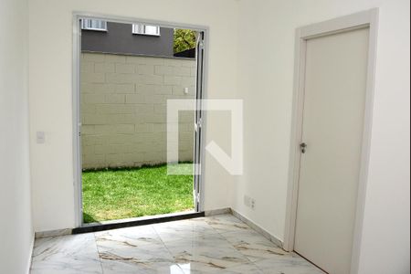 Sala de apartamento para alugar com 2 quartos, 54m² em Socorro, São Paulo