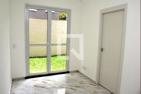 Sala de apartamento para alugar com 2 quartos, 54m² em Socorro, São Paulo