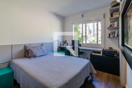 Casa à venda com 427m², 4 quartos e 4 vagas Casa à venda com 427m², 4 quartos e 4 vagasQuarto 3