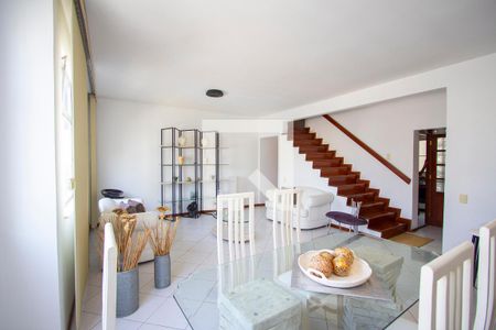 Sala de apartamento para alugar com 3 quartos, 258m² em Icaraí, Niterói