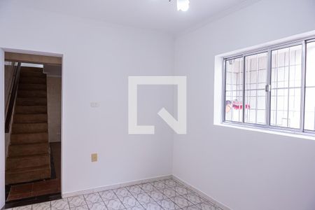 Sala de casa para alugar com 2 quartos, 80m² em Burgo Paulista, São Paulo