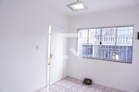 Quarto 1 de casa para alugar com 2 quartos, 80m² em Burgo Paulista, São Paulo