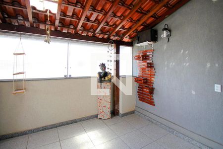 Varanda coberta de apartamento à venda com 4 quartos, 180m² em Santa Ines, Belo Horizonte