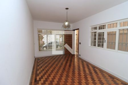 Sala de TV de casa para alugar com 3 quartos, 138m² em Jardim Textil, São Paulo